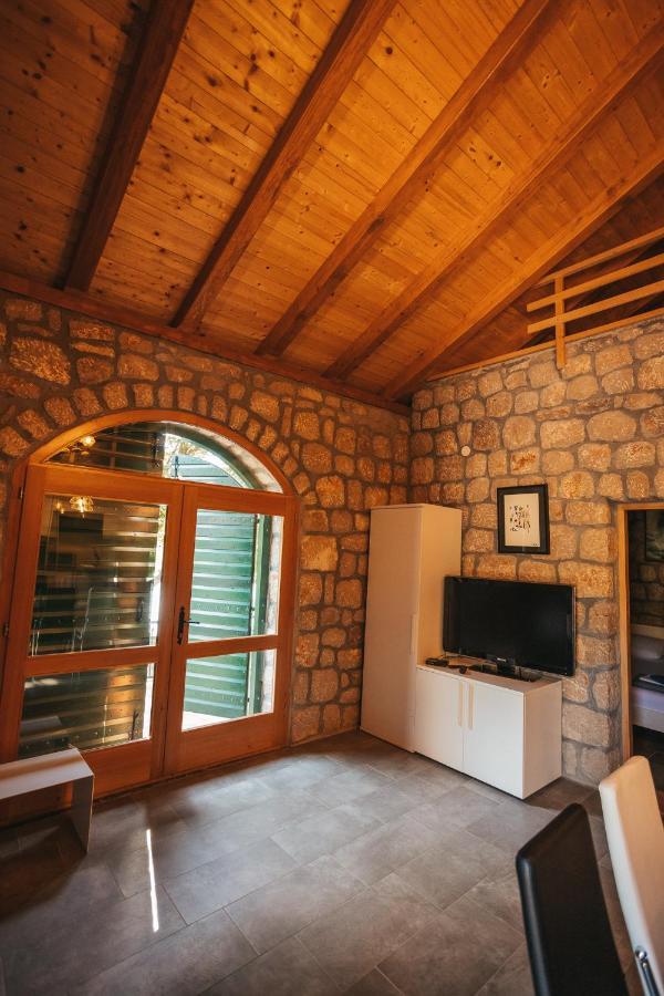 River Huts Zrmanja Obrovac Exterior photo