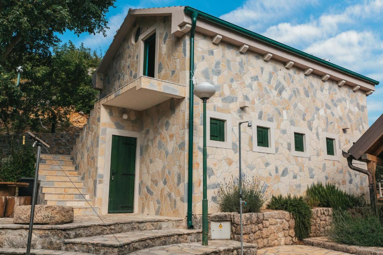 River Huts Zrmanja Obrovac Exterior photo