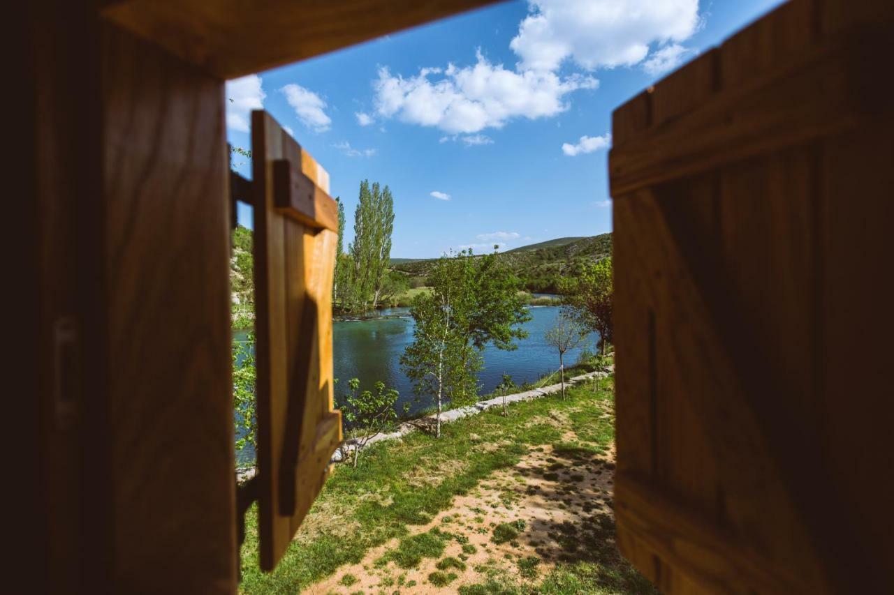 River Huts Zrmanja Obrovac Exterior photo